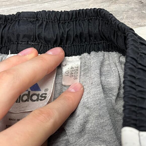 Vintage‎ y2k Adidas Black White Mens M Side Stripe Track Windbreaker Pants Lined - Picture 4 of 9